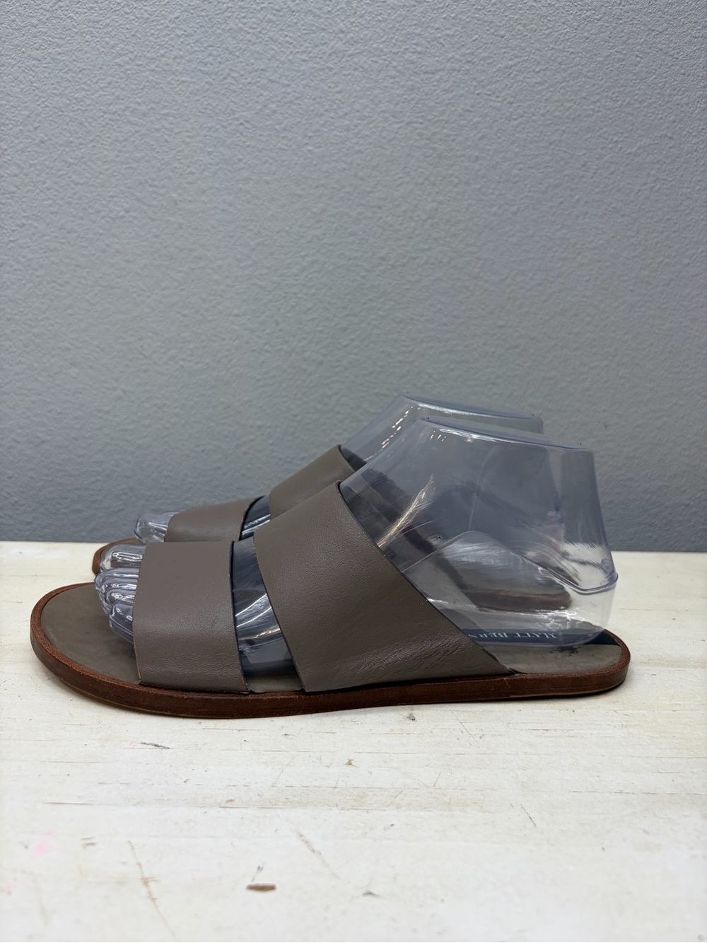 Matt Bernson Grey Leather Havana Slide Sandals Size 7